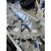 Кронштейн накладки фары (правый) SHACMAN X6000 SHAANXI OE